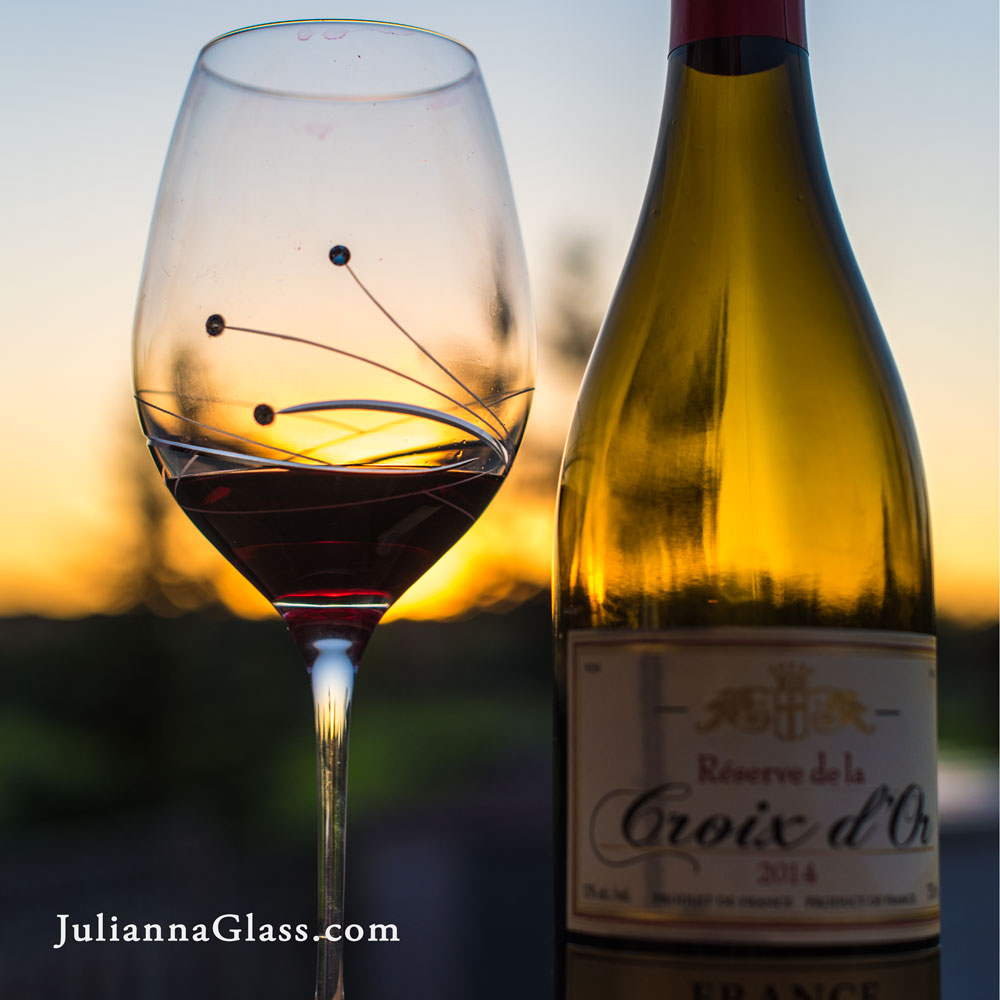 http://www.juliannaglass.com/cdn/shop/products/Tristar-red-wine-french-exclusive-sqr_1024x1024.jpg?v=1601953615
