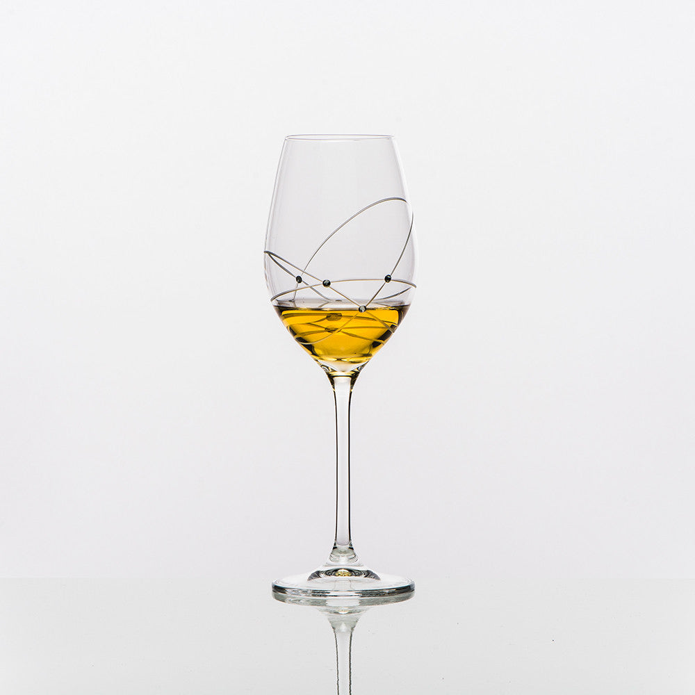 white-wine-glasses-galaxy-spirals