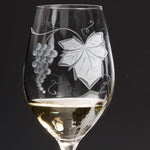 white-wine-glasses-harvest